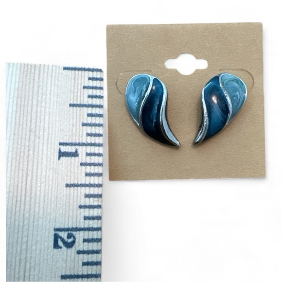 Vintage Blue and Silver Enameled Earrings - Picture 3 of 4
